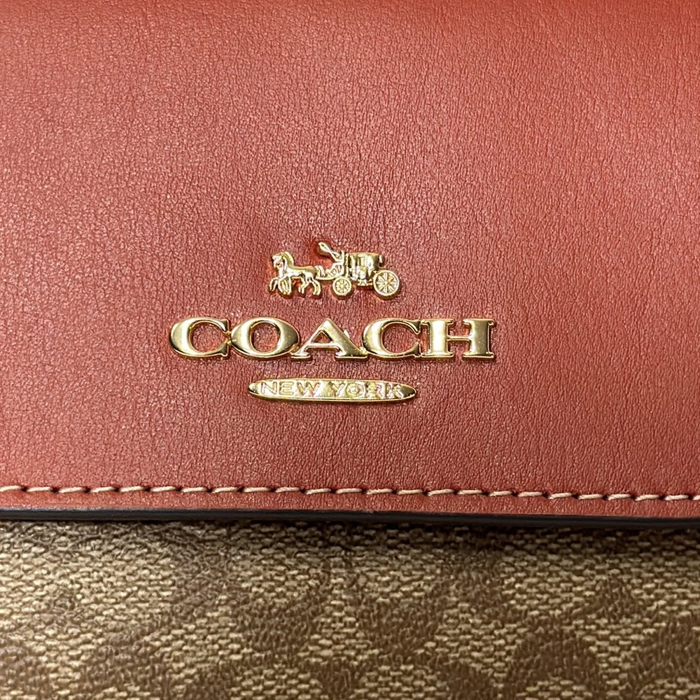 *NWT* COACH Small Trifold Wallet In Colorblock Signature Canvas - Picture 3 of 10
